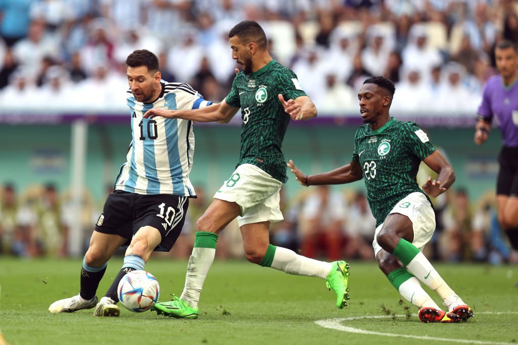 Cầu thủ Saudi Arabia hả hê cà khịa Messi 2